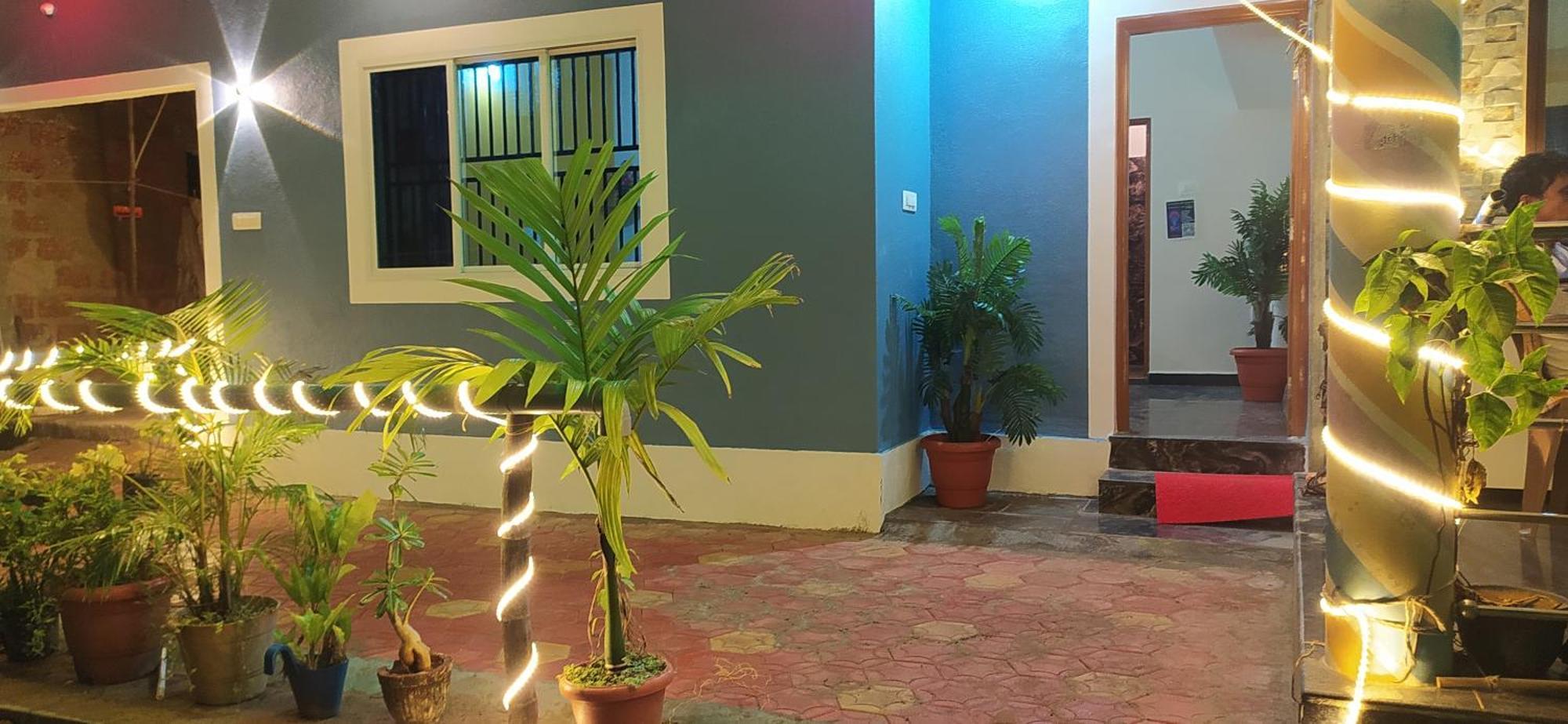Arundekar Home Stay In Beach Side Ac Room Gokarna  Exterior photo